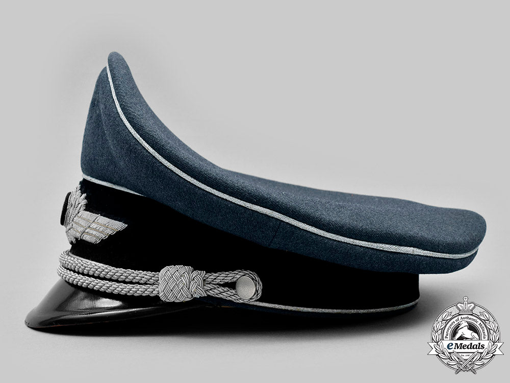 germany,_luftwaffe._an_officer’s_visor_cap_c20403_mnc5822