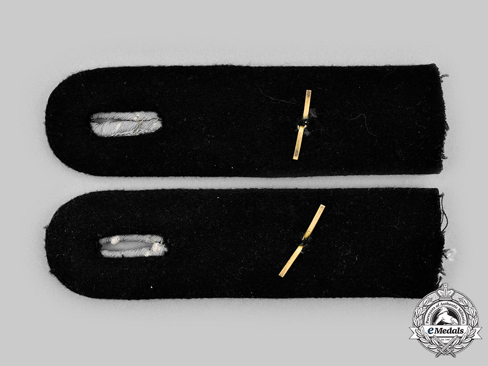 germany,_ss._a_set_of_reichsführer-_ss_personal_staff_obersturmführer_shoulder_boards_c20403_mnc8559_1