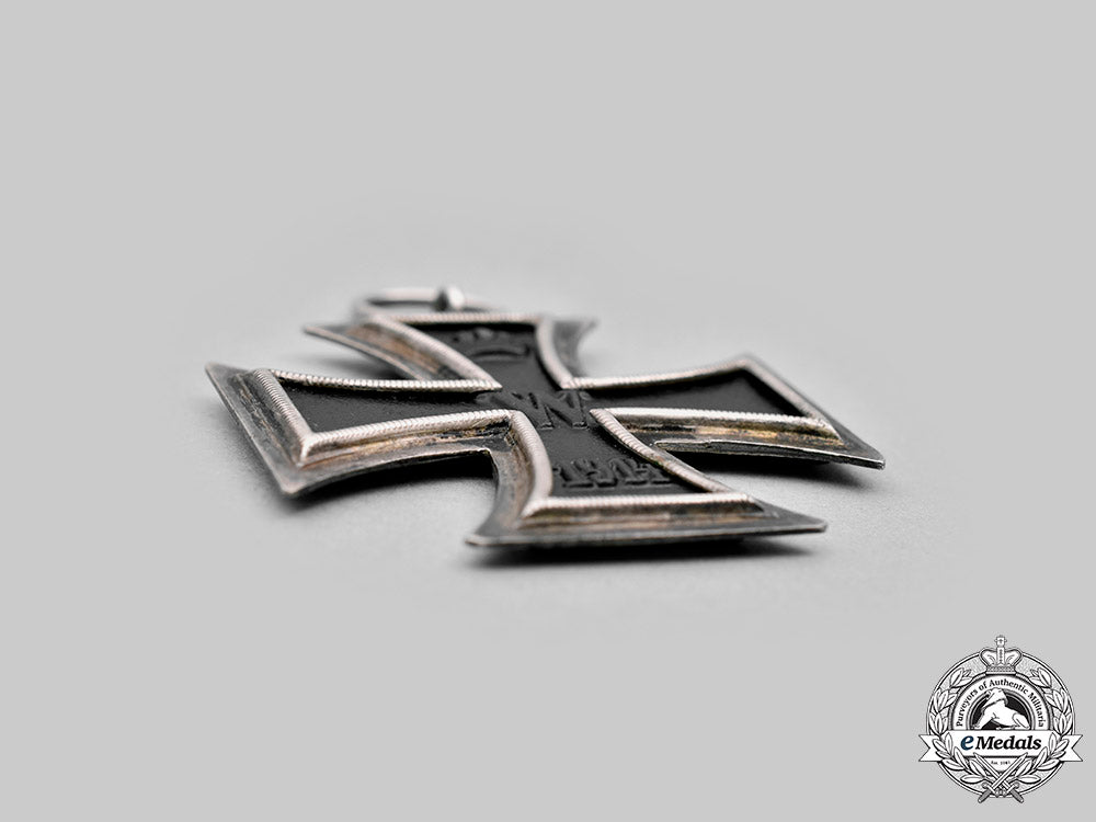 germany,_imperial._a1914_iron_cross_ii_class_with_case_c20416_mnc8600