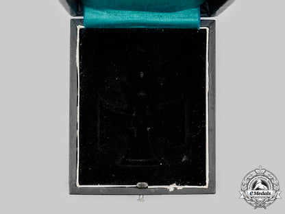 germany,_imperial._a1914_iron_cross_ii_class_with_case_c20418_mnc8592