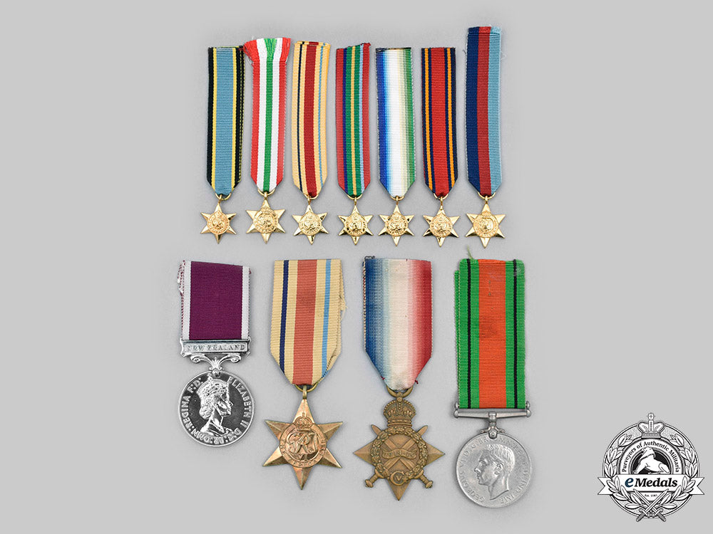 united_kingdom._a_lot_of_eleven_awards&_miniatures_c20446_mnc4643_1