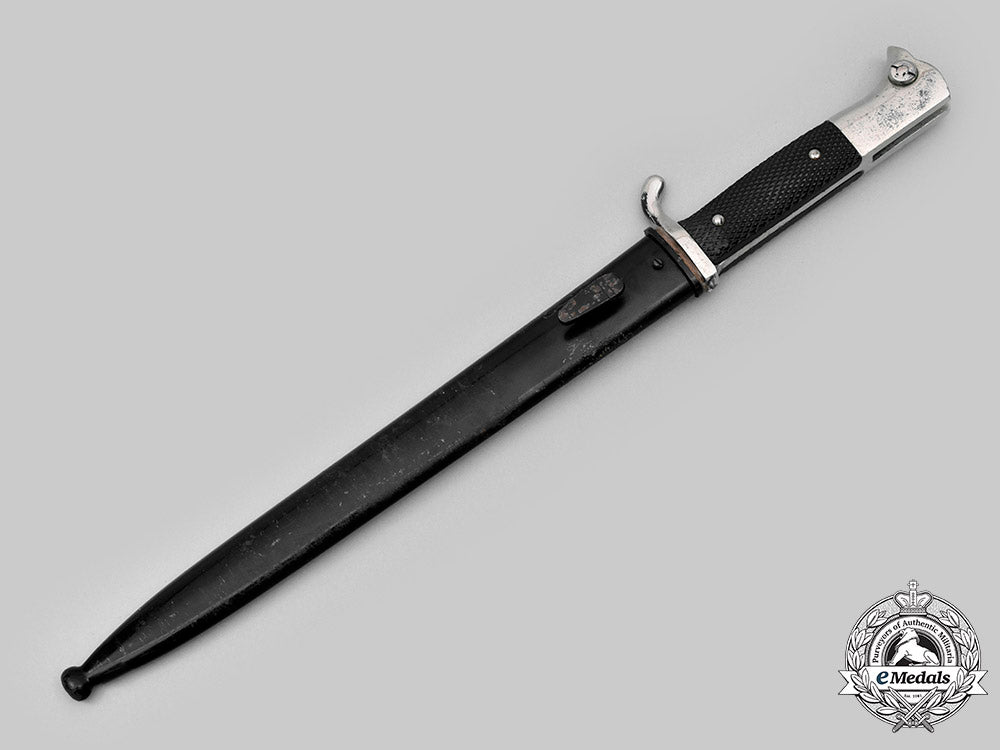 germany,_heer._an_nco/_officer’s_dress_bayonet,_pionier-_bataillon132,_by_lauterjung&_sohn_c20458_mnc8722