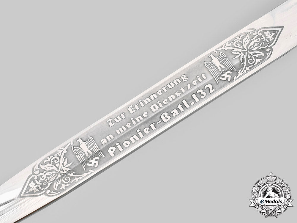 germany,_heer._an_nco/_officer’s_dress_bayonet,_pionier-_bataillon132,_by_lauterjung&_sohn_c20462_mnc8714