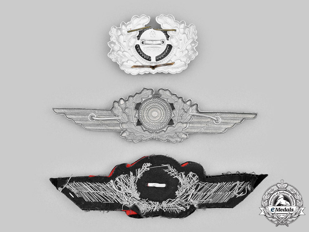 germany,_wehrmacht._a_lot_of_visor_cap_insignia_c20494_mnc1280_1