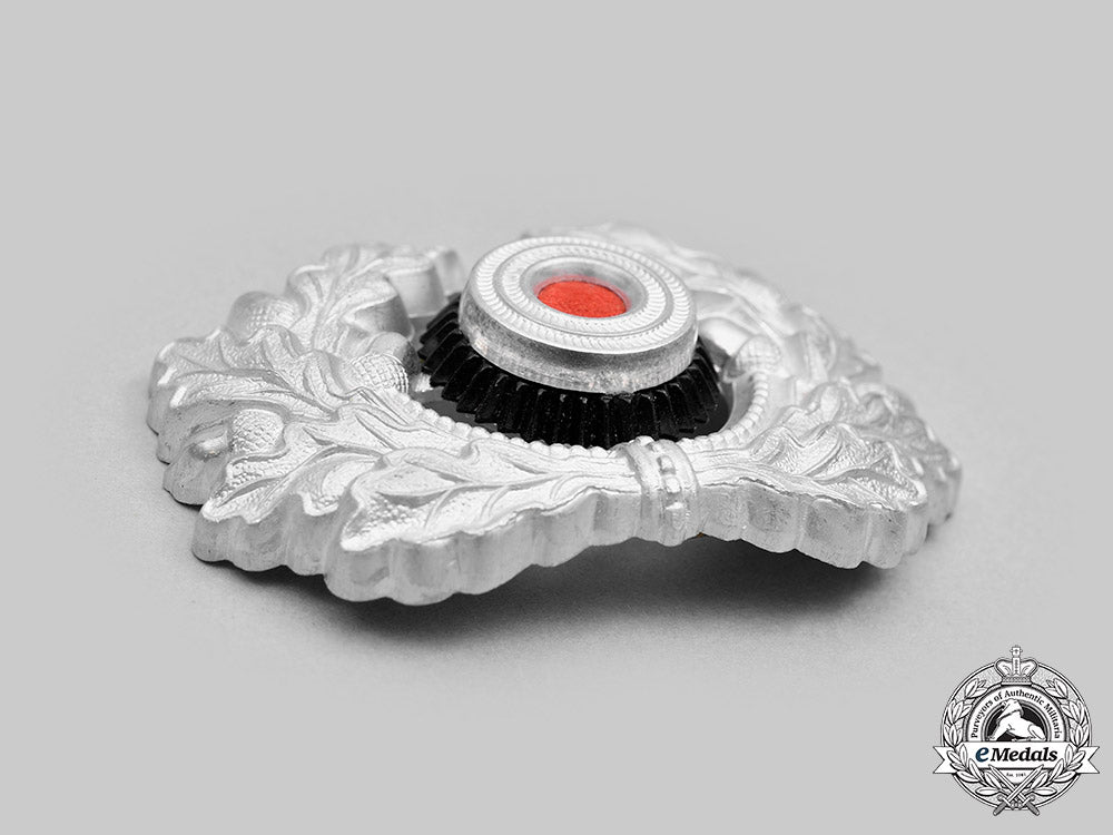 germany,_wehrmacht._a_lot_of_visor_cap_insignia_c20495_mnc1282_1