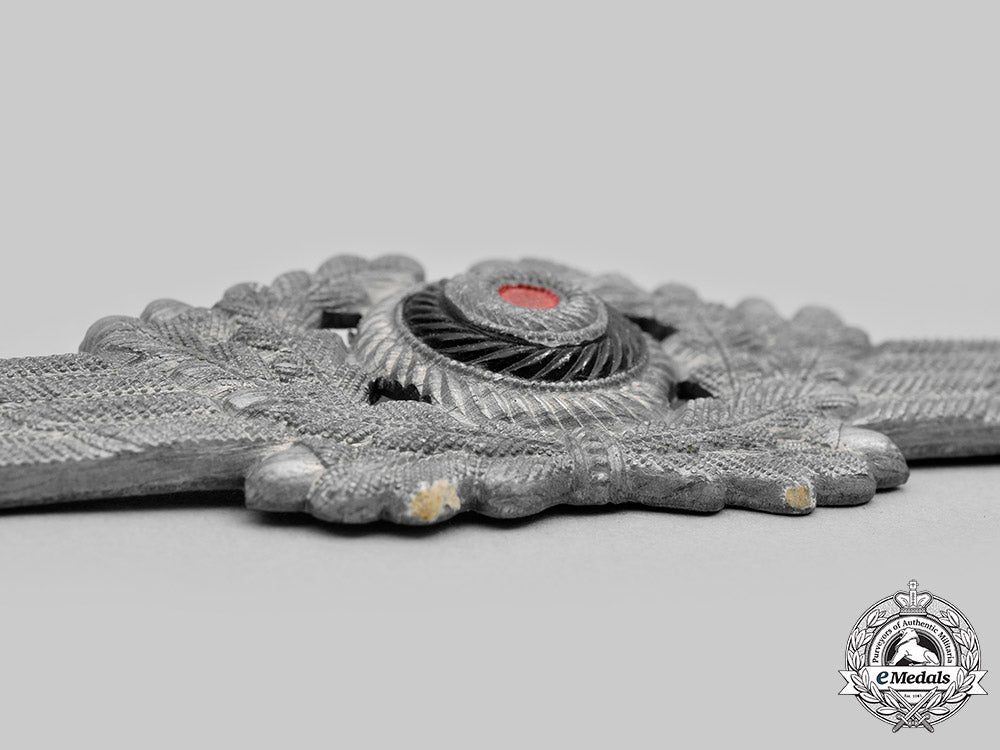 germany,_wehrmacht._a_lot_of_visor_cap_insignia_c20496_mnc1286_1