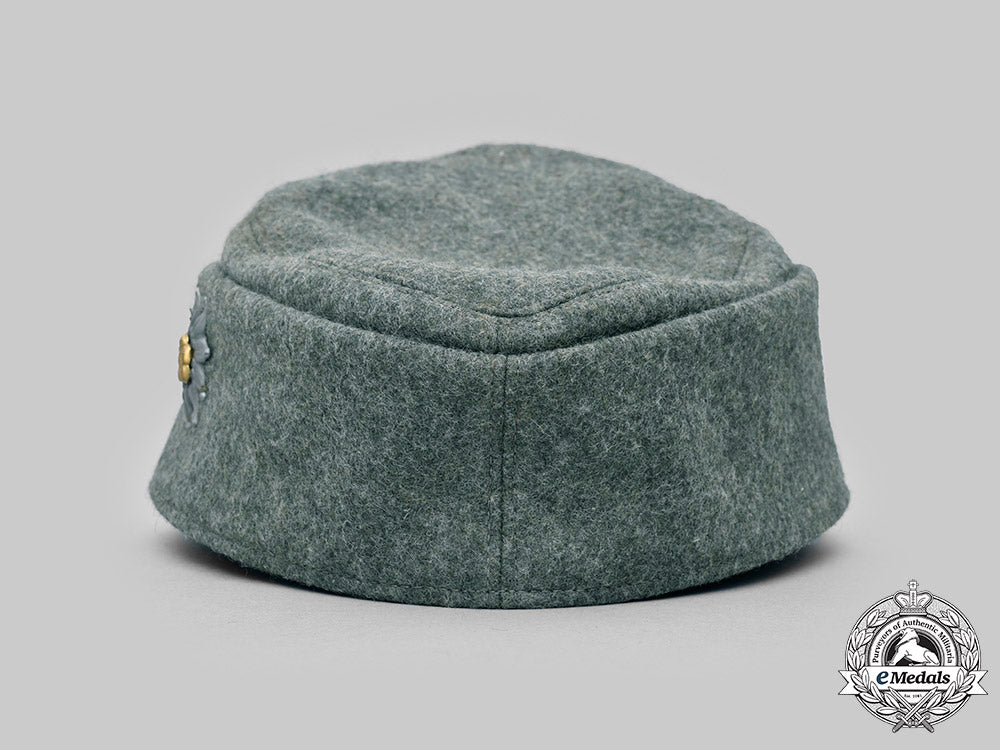 germany,_heer._an_early_gebirgsjäger_em/_nco’s_bergmütze,_by_j._korn_c20510_mnc8850