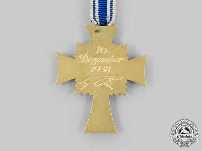 germany,_third_reich._an_honour_cross_of_the_german_mother,_gold_grade_with_case,_by_wilhelm_deumer_c20513_mnc4834