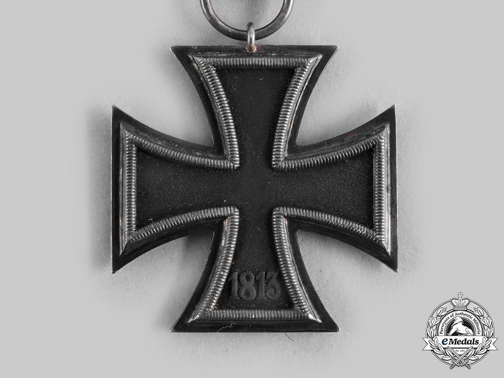 germany,_wehrmacht._a1939_iron_cross_ii_class,_by_klein&_quenzer_c20518_emd3111
