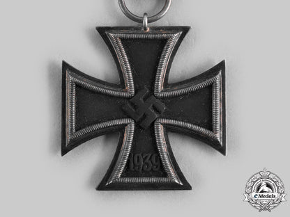 germany,_wehrmacht._a1939_iron_cross_ii_class,_by_klein&_quenzer_c20519_emd3115