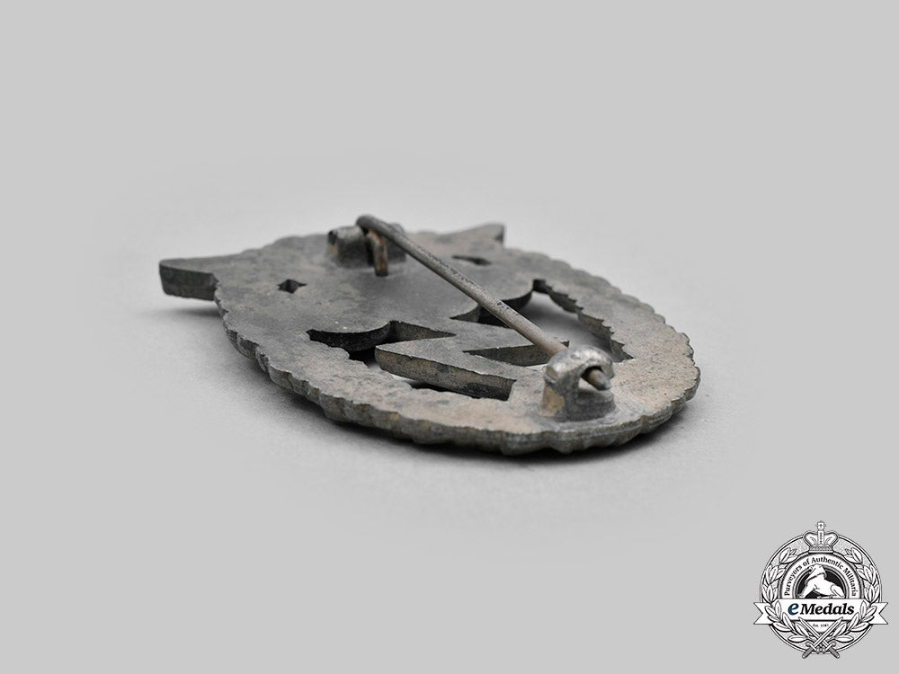 germany,_luftwaffe._a_ground_assault_badge_c20521_mnc4855_1_1