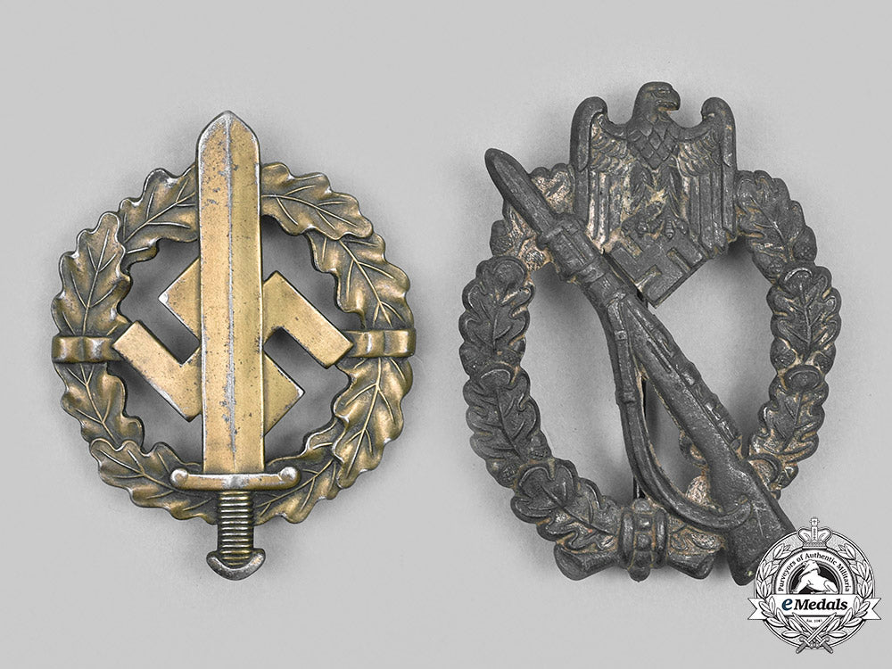 germany,_wehrmacht._a_pair_of_service_badges_c20524_mnc4862