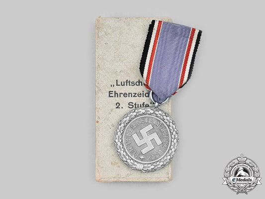 germany,_third_reich._an_air_protection_honour_decoration,_ii_class_with_case_c20534_mnc8959