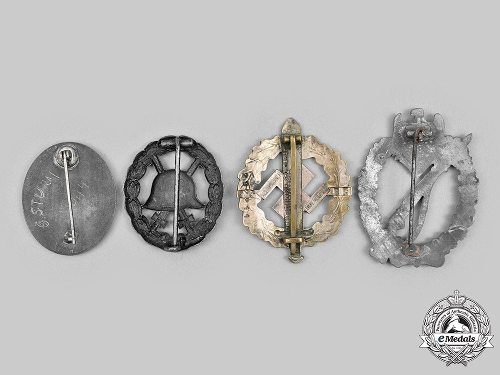 germany,_wehrmacht._a_lot_of_service_badges_c20550_mnc4942_1