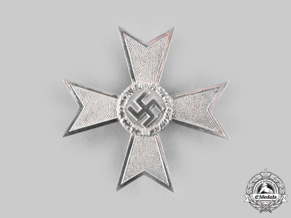 germany,_wehrmacht._a_war_merit_cross,_i_class_with_case,_by_steinhauer&_lück_c20551_emd3702_2_1