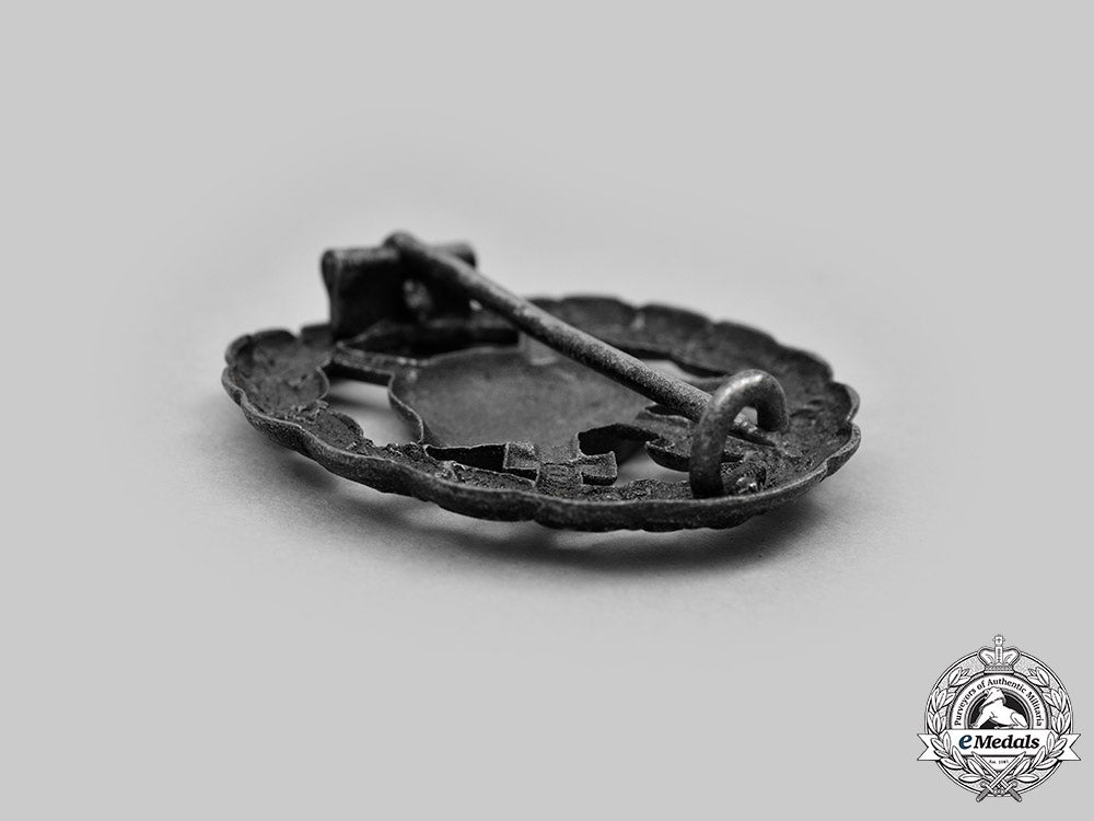 germany,_wehrmacht._a_lot_of_service_badges_c20552_mnc4947_1