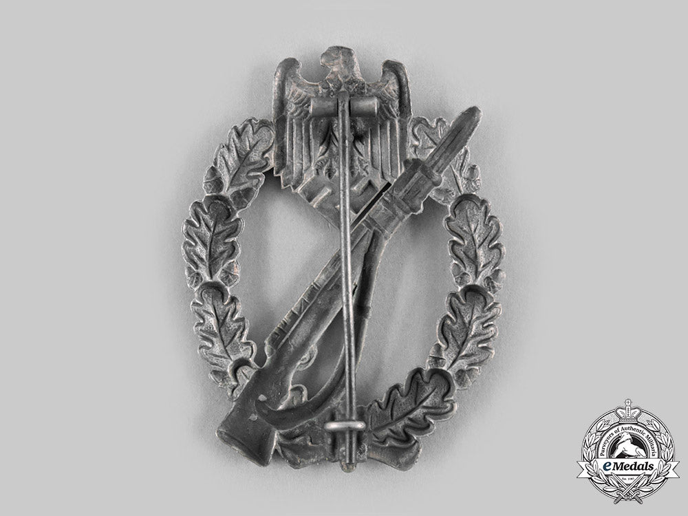 germany,_wehrmacht._an_infantry_assault_badge,_silver_grade_c20560_emd3720_1