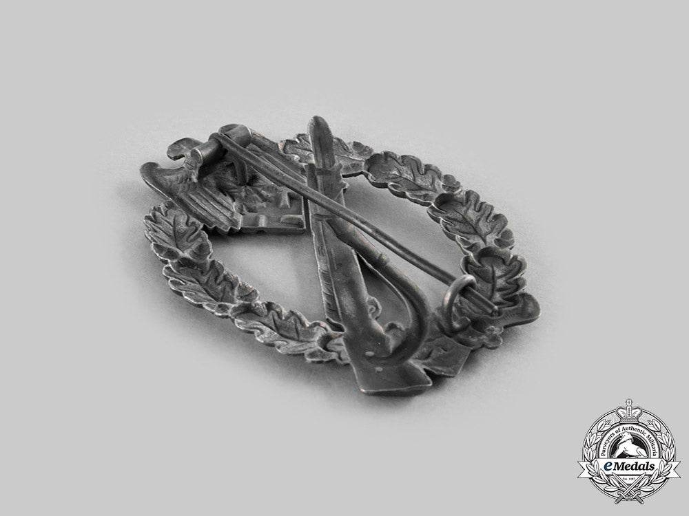 germany,_wehrmacht._an_infantry_assault_badge,_silver_grade_c20562_emd3724_1