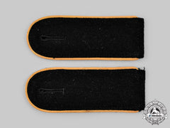 Germany, Ss. A Set Of Waffen-Ss Mann Reconnaissance Shoulder Straps