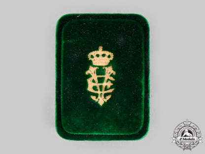 italy,_kingdom._an_order_of_st._maurice&_lazarus_in_gold,_v_class_knight_with_case,_by_cravanzola,_c.1890_c20566_mnc0718_1
