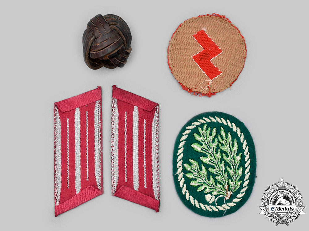 germany,_third_reich._a_lot_of_insignia_c20573_mnc9043_1_1_3_1