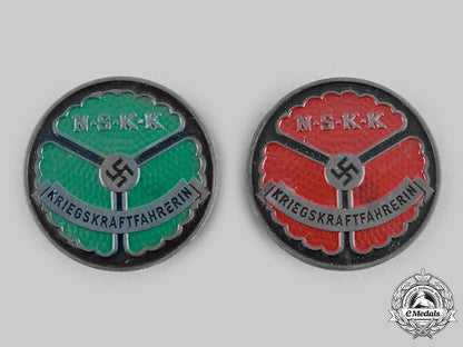 germany,_nskk._a_pair_of_wartime_female_driver_badges,_by_wächtler&_lange_c20575_emd2683_1_1