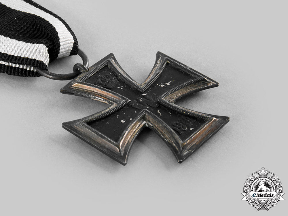 germany,_imperial._a1914_iron_cross_ii_class_with_award_document_to_unteroffizier_schleif_c20575_emd6238