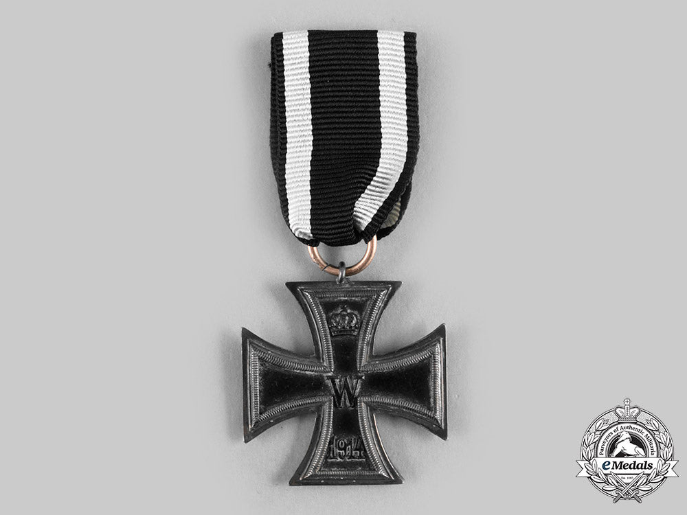 germany,_imperial._a1914_iron_cross_ii_class_with_document_to_corporal_wilhelm_krug_c20585_emd5123