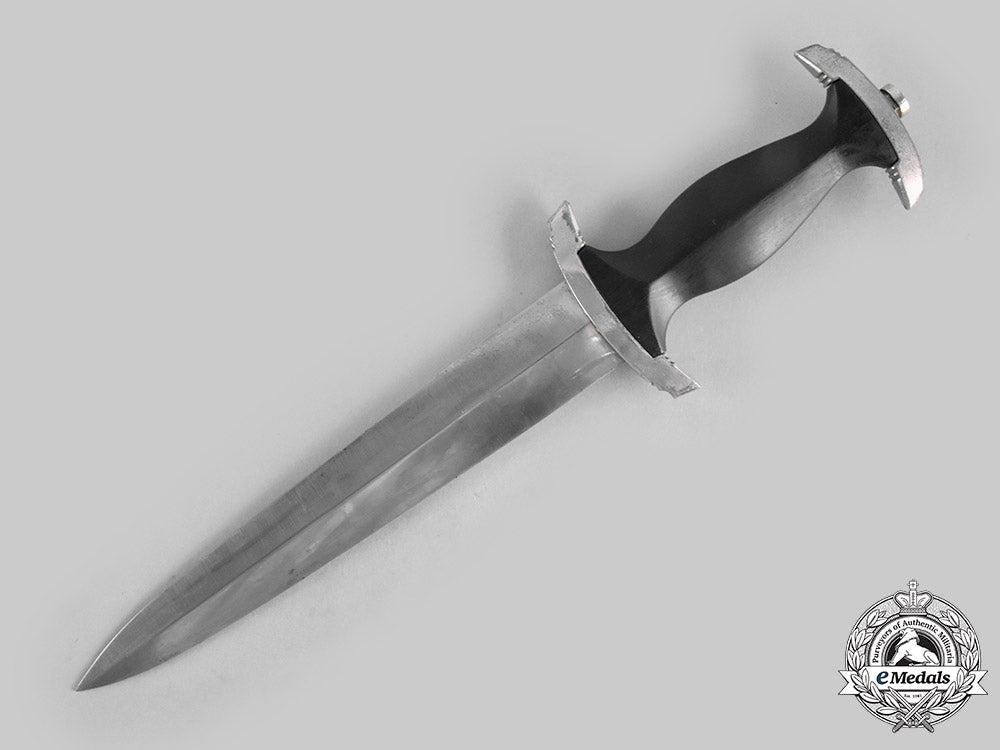 germany,_ss._a_model1936_chained_ss_leader’s_dagger_c20586_mnc0144_1_1