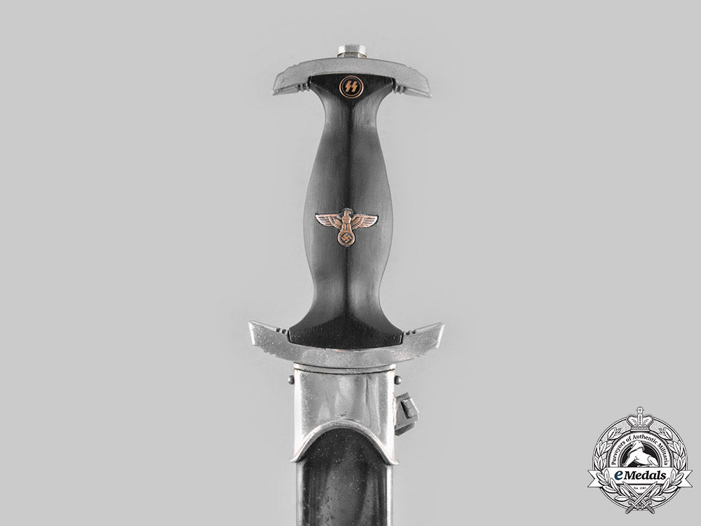 germany,_ss._a_model1936_chained_ss_leader’s_dagger_c20589_mnc0172_1_1