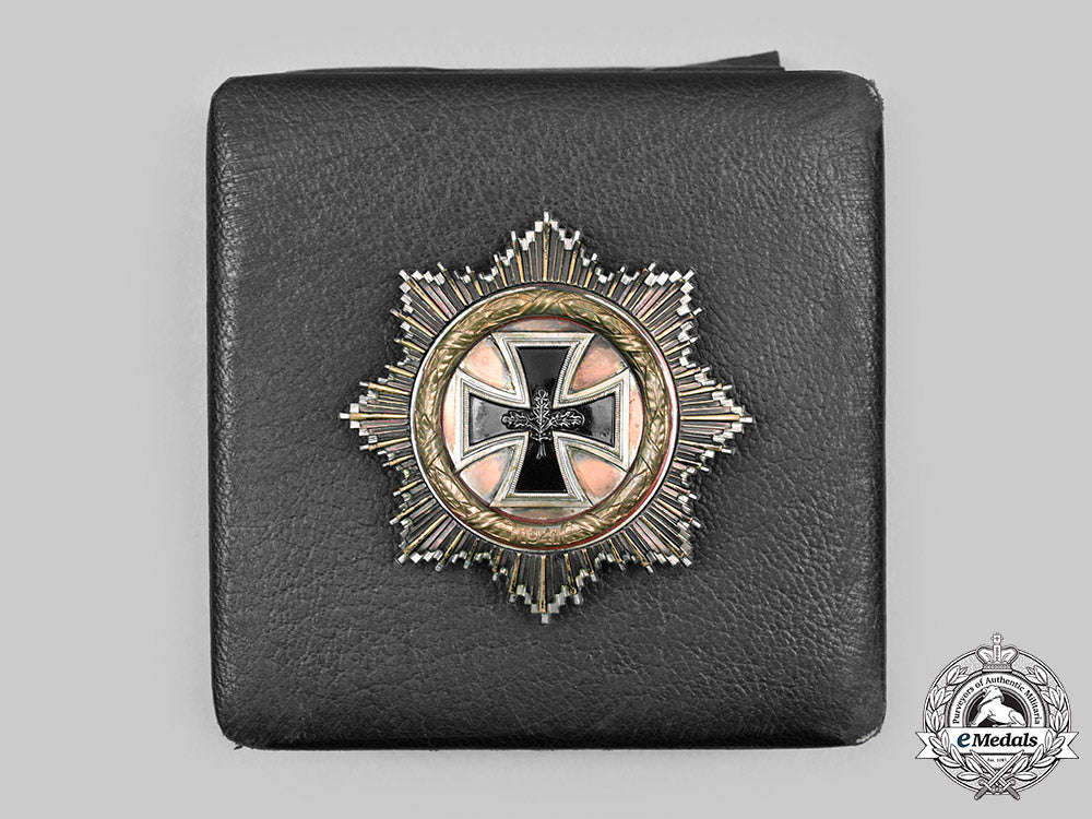 germany,_federal_republic._a_german_cross_in_gold,_with_case,1957_version_c20592_mnc5110