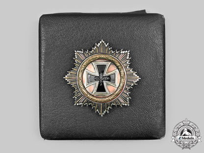 germany,_federal_republic._a_german_cross_in_gold,_with_case,1957_version_c20592_mnc5110