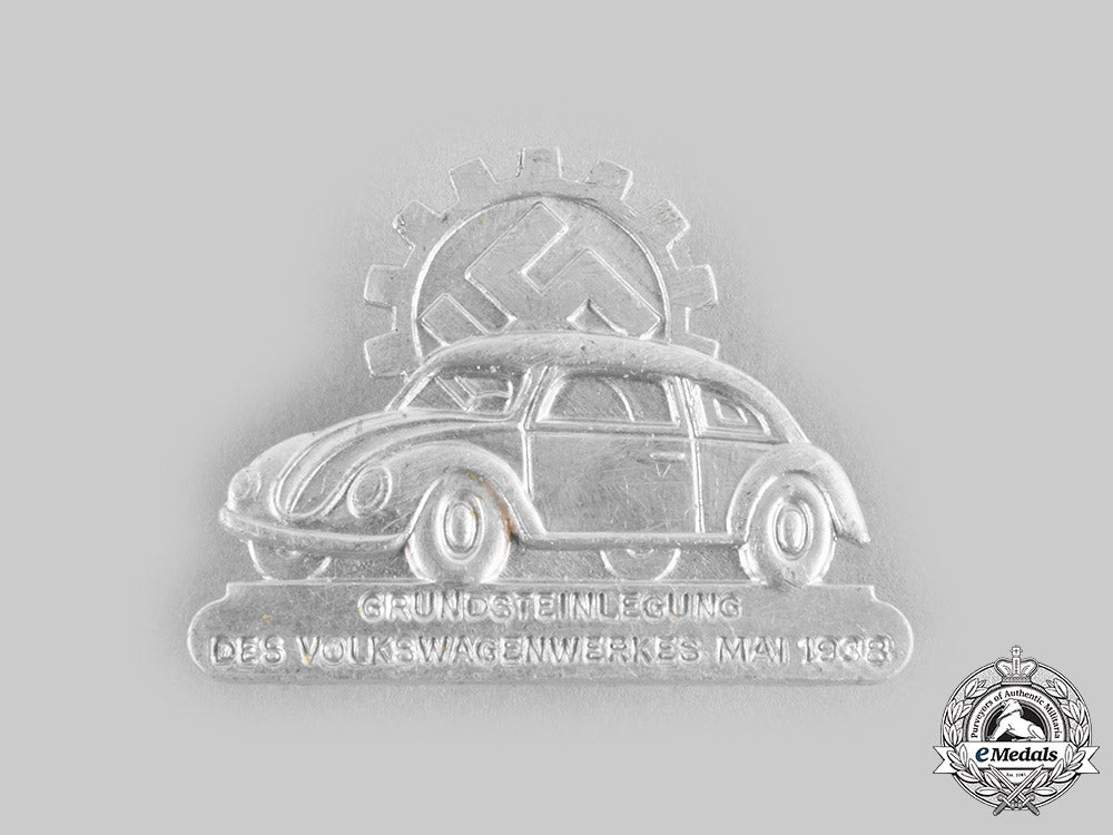 germany,_third_reich._a1938_volkswagen_factory_dedication_badge,_by_hermann_aurich_c20607_emd4013