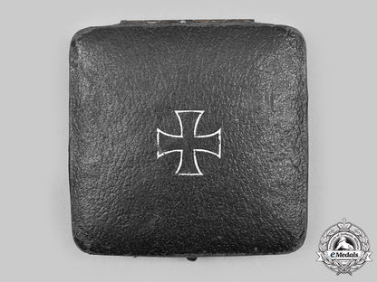 germany,_wehrmacht._a1939_iron_cross_i_class,_with_case,_by_b.h._mayer_c20614_mnc5164
