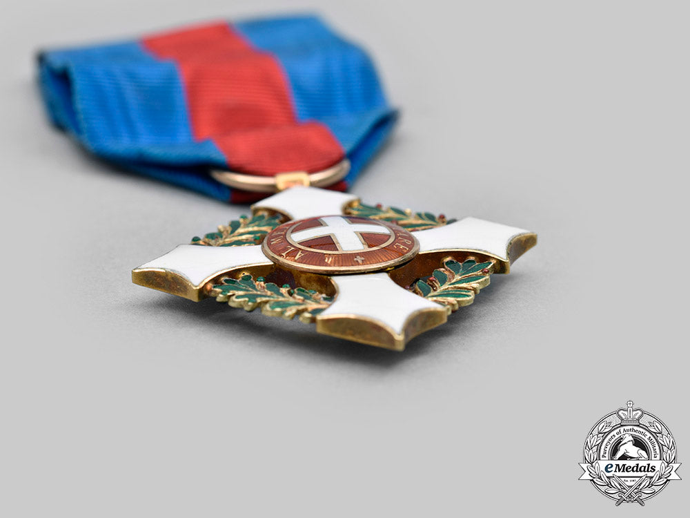 italy,_kingdom_of_sardinia._a_military_order_of_savoy_in_gold,5_th_class,_c.1900_c20617_mnc1792_1_1_1_1_1_1