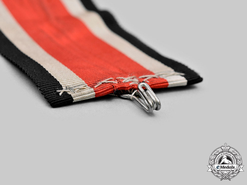 germany,_wehrmacht._a_knight’s_cross_of_the_iron_cross_neck_ribbon_c20626_mnc1813