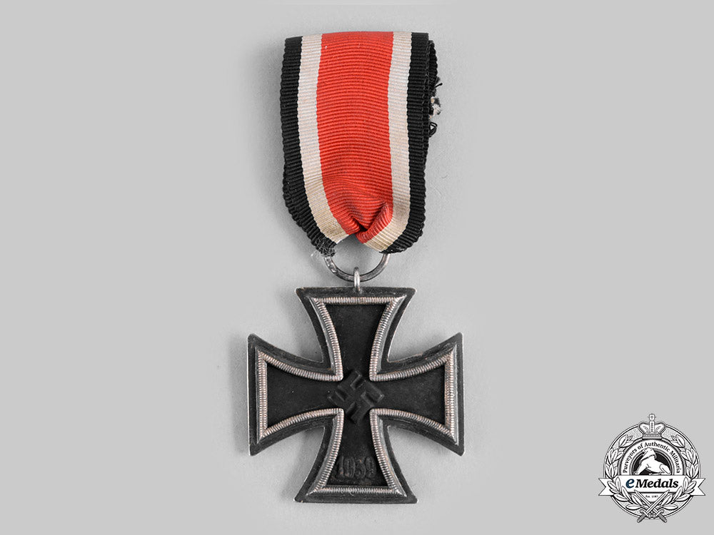 germany,_wehrmacht._a1939_iron_cross_ii_class,_by_jakob_bengel_c20644_emd4818_2_1