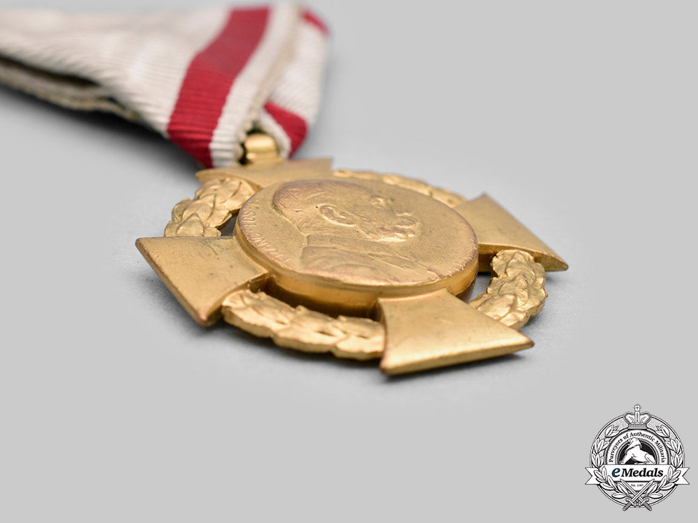 europe._an_assorted_lot_of_medals_and_insignia_c20647_mnc1873_1