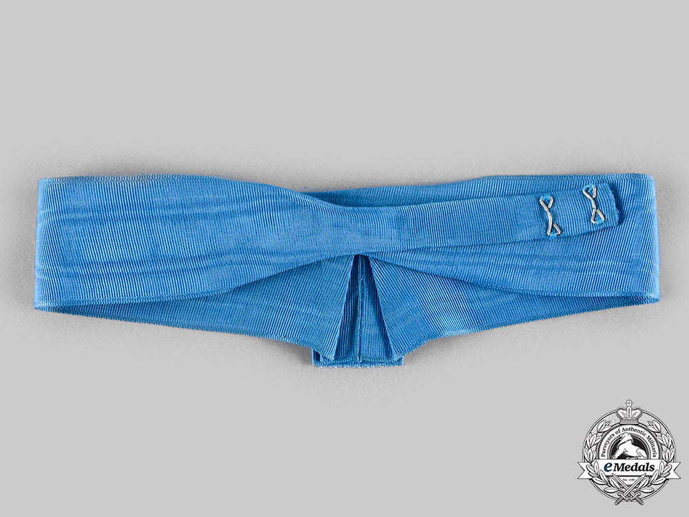 united_states._an_army_congressional_medal_of_honor_neck_ribbon,_type_v,_c.1945_c20648_emd8738