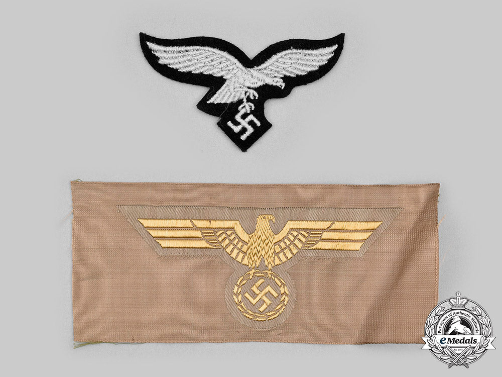 germany,_wehrmacht._a_pair_of_uniform_eagle_insignia_c20649_mnc1881_1