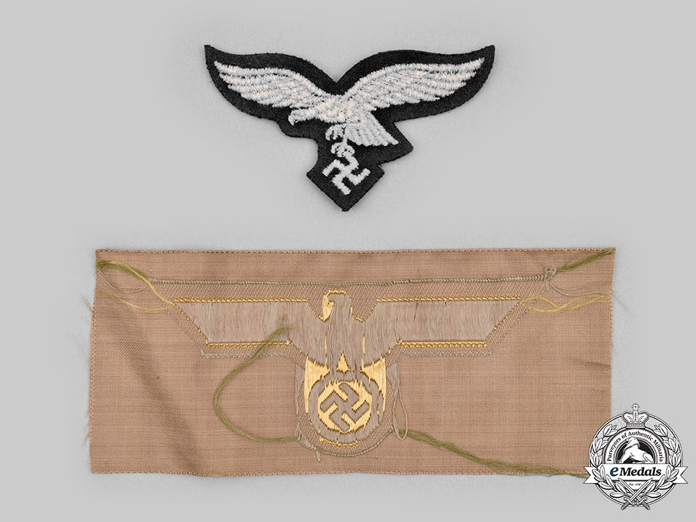 germany,_wehrmacht._a_pair_of_uniform_eagle_insignia_c20650_mnc1882_1