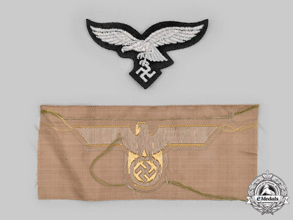 germany,_wehrmacht._a_pair_of_uniform_eagle_insignia_c20650_mnc1882_1