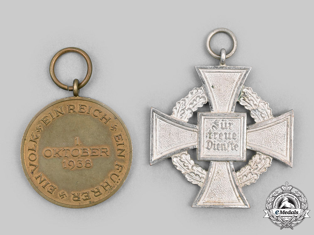 germany,_third_reich._a_pair_of_service_medals_c20657_mnc1903