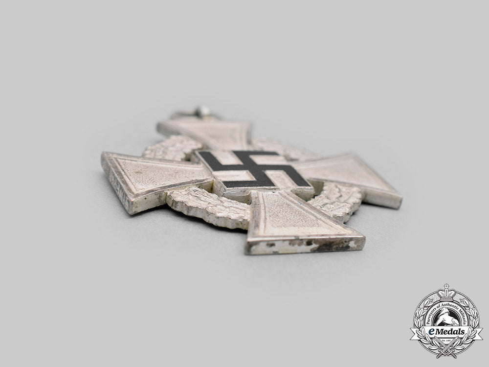 germany,_third_reich._a_pair_of_service_medals_c20658_mnc1905