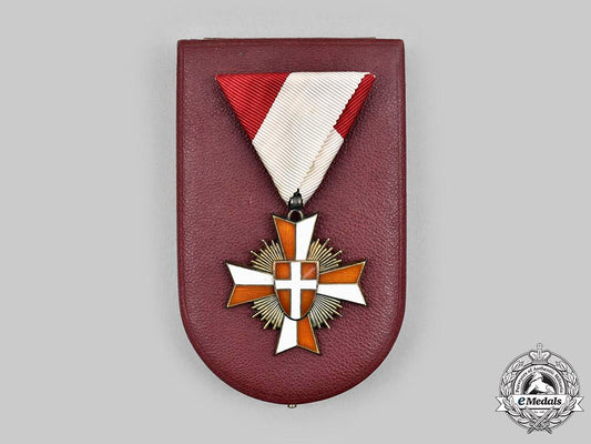 austria,_second_republic._a_meritorious_service_badge_of_the_state_of_vienna,_with_case,_ca.1955_c20665_mnc7638_1