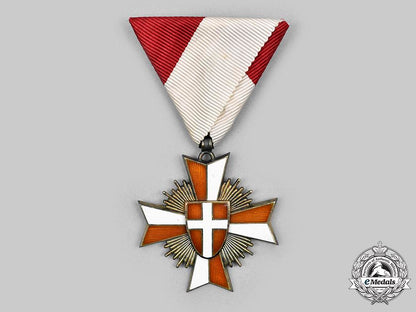 austria,_second_republic._a_meritorious_service_badge_of_the_state_of_vienna,_with_case,_ca.1955_c20666_mnc7642_1