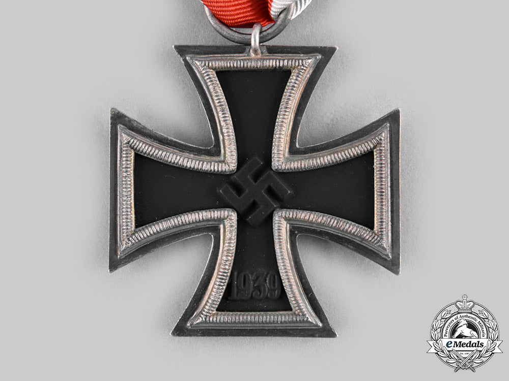 germany,_wehrmacht._a1939_iron_cross_ii_class,_by_j.e._hammer&_söhne_c20670_emd4368