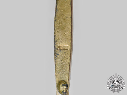 germany,_wehrmacht._an_eastern_people’s_medal,_i_class_in_gold_with_swords_and_case,_by_wächtler&_lange_c20684_mnc1359_1