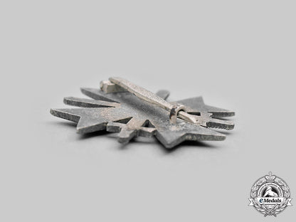 germany,_wehrmacht._a_pair_of_service_badges_c20685_mnc1964_1