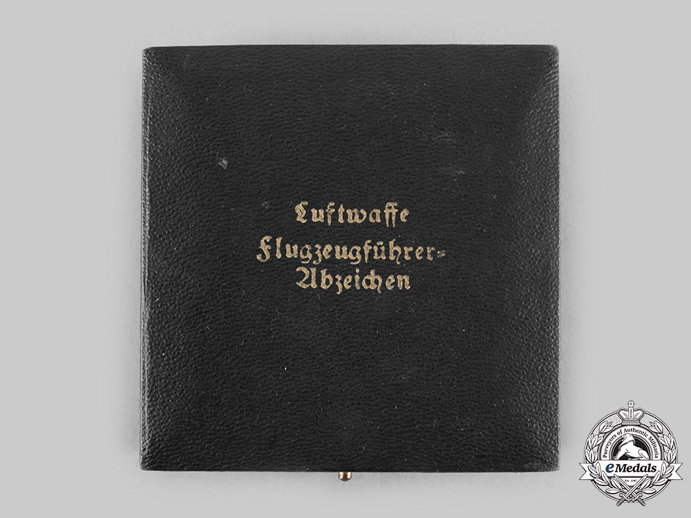 germany,_luftwaffe._a_pilot’s_badge,_with_case,_by_friedrich_linden_c20687_emd7605